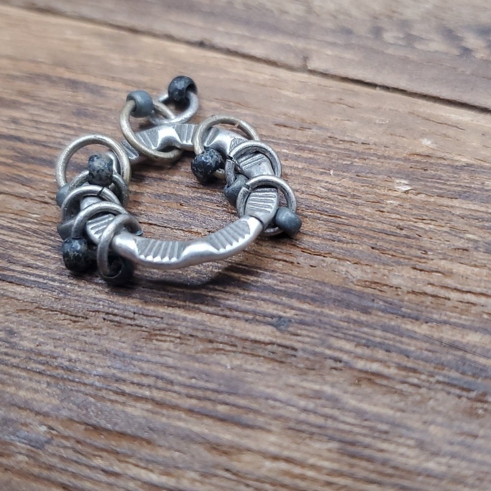 Sterling wreath tribal pendantā - Picture 2 of 2